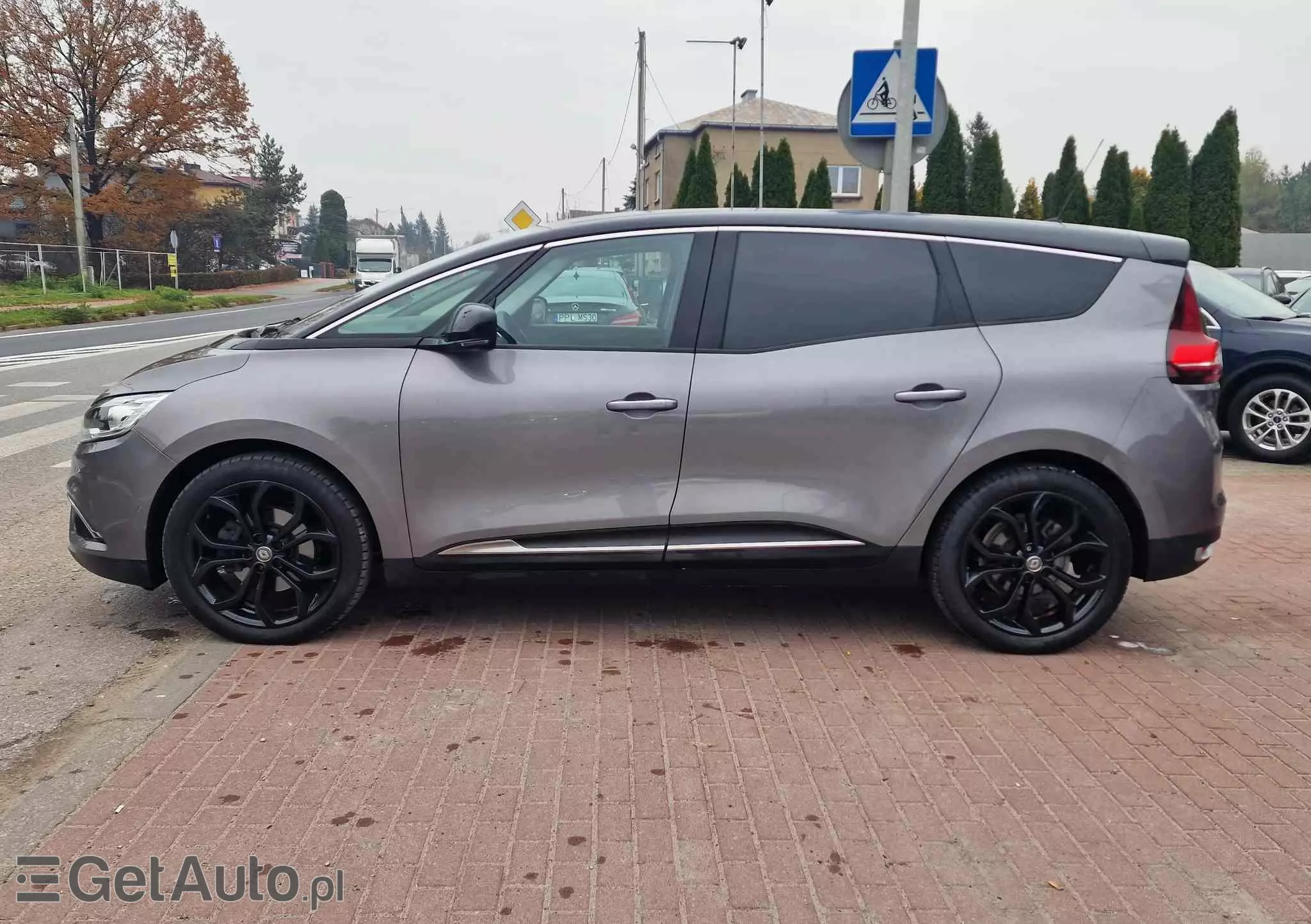 RENAULT Grand Scenic 