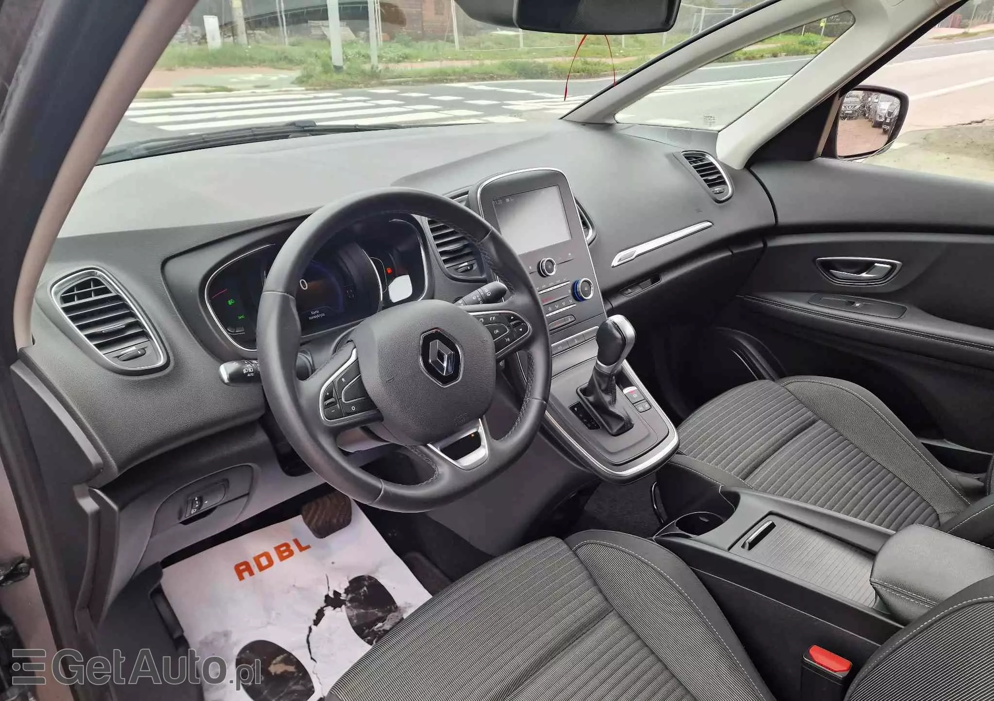 RENAULT Grand Scenic 