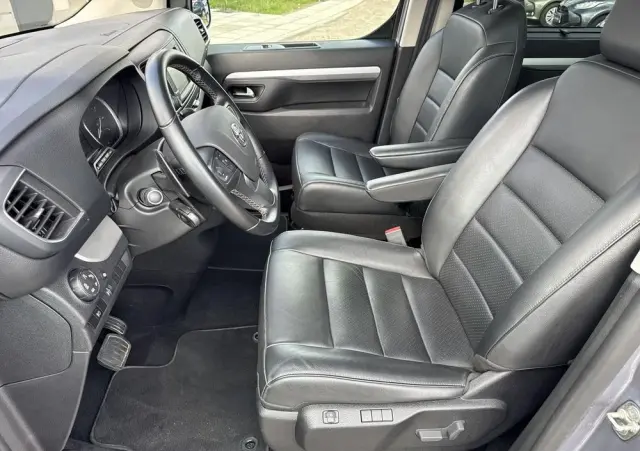 TOYOTA Proace Verso 2.0 D4-D Long VIP