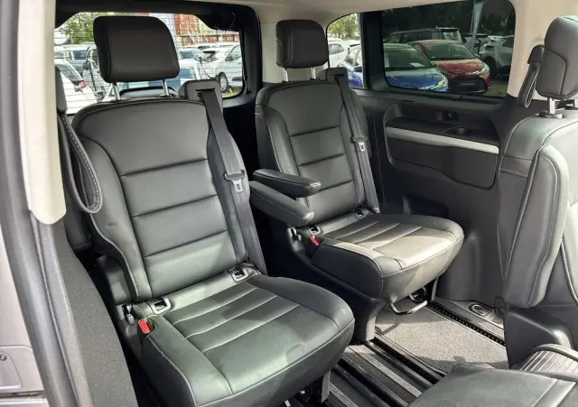 TOYOTA Proace Verso 2.0 D4-D Long VIP