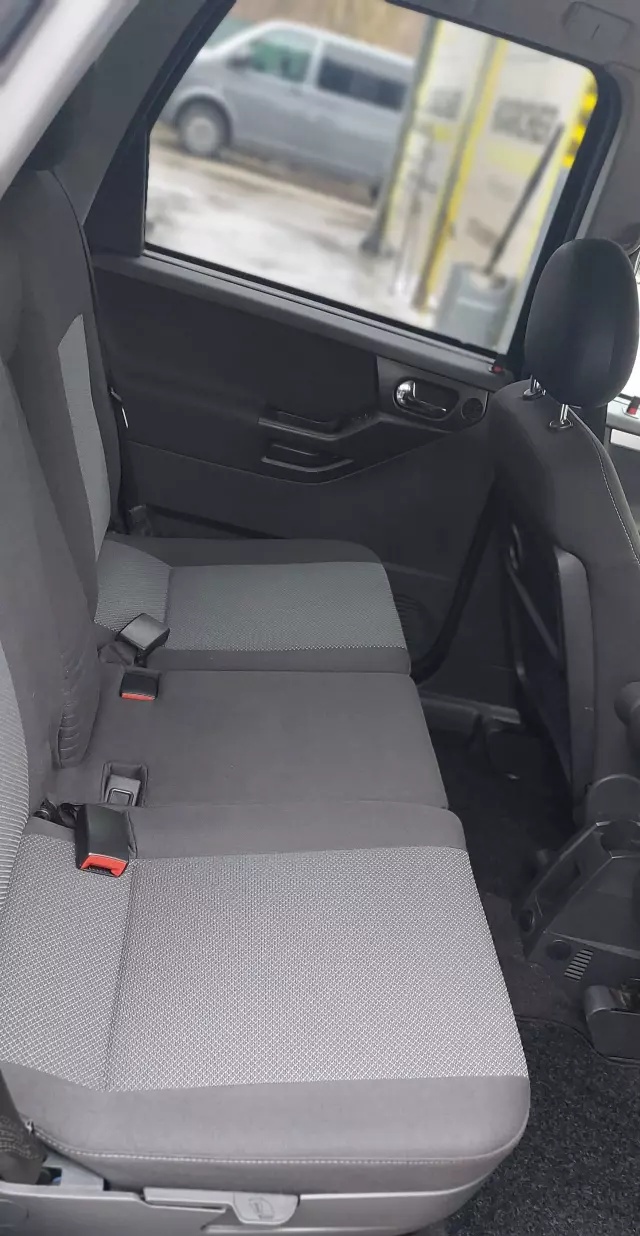 OPEL Meriva 1.4i 16V (90 KM)