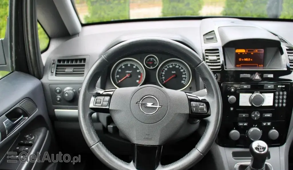 OPEL Zafira 