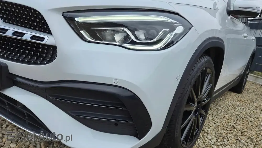 MERCEDES-BENZ GLA 200 7G-DCT Edition AMG Line