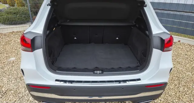 MERCEDES-BENZ GLA 200 7G-DCT Edition AMG Line