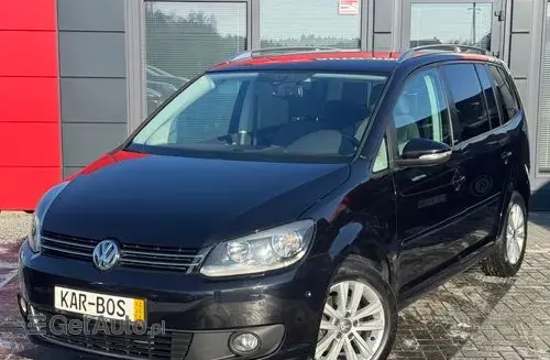 VOLKSWAGEN Touran 