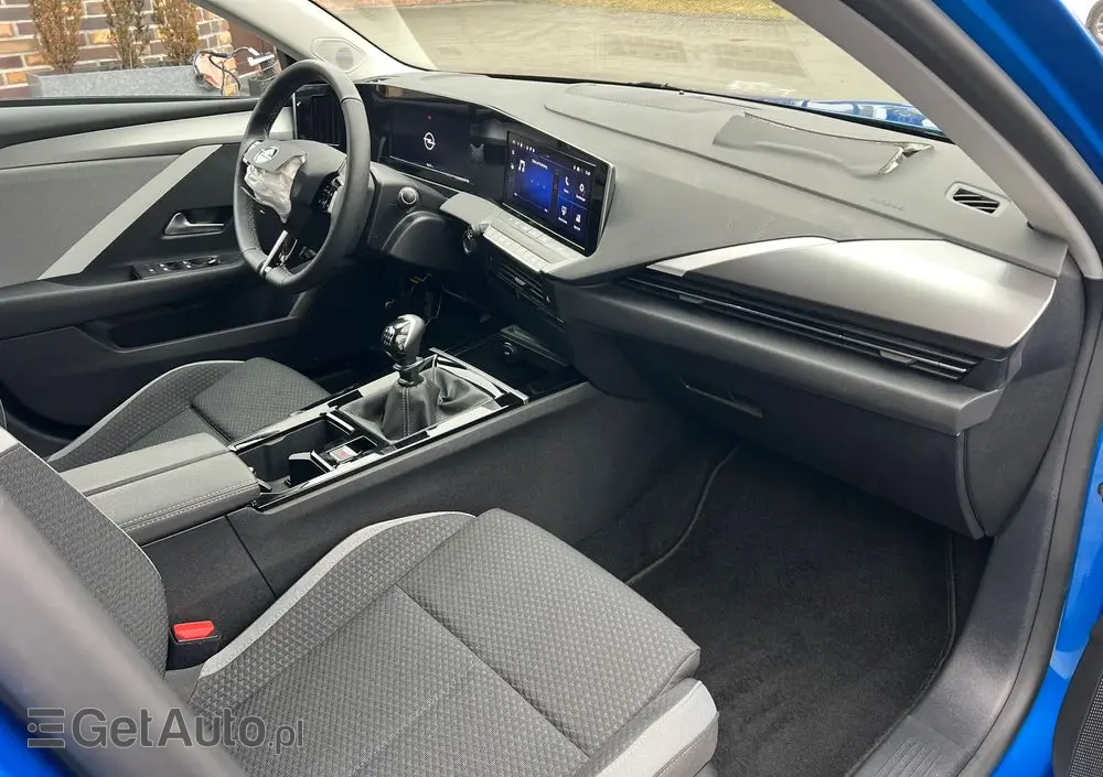 OPEL Astra 1.2 Turbo Elegance