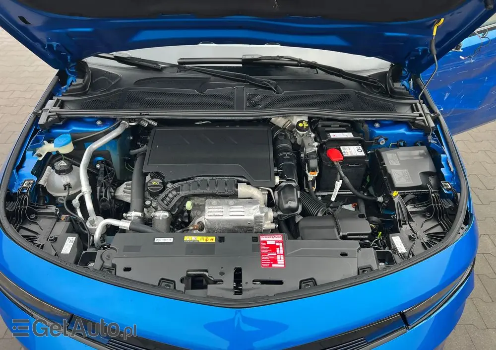 OPEL Astra 1.2 Turbo Elegance