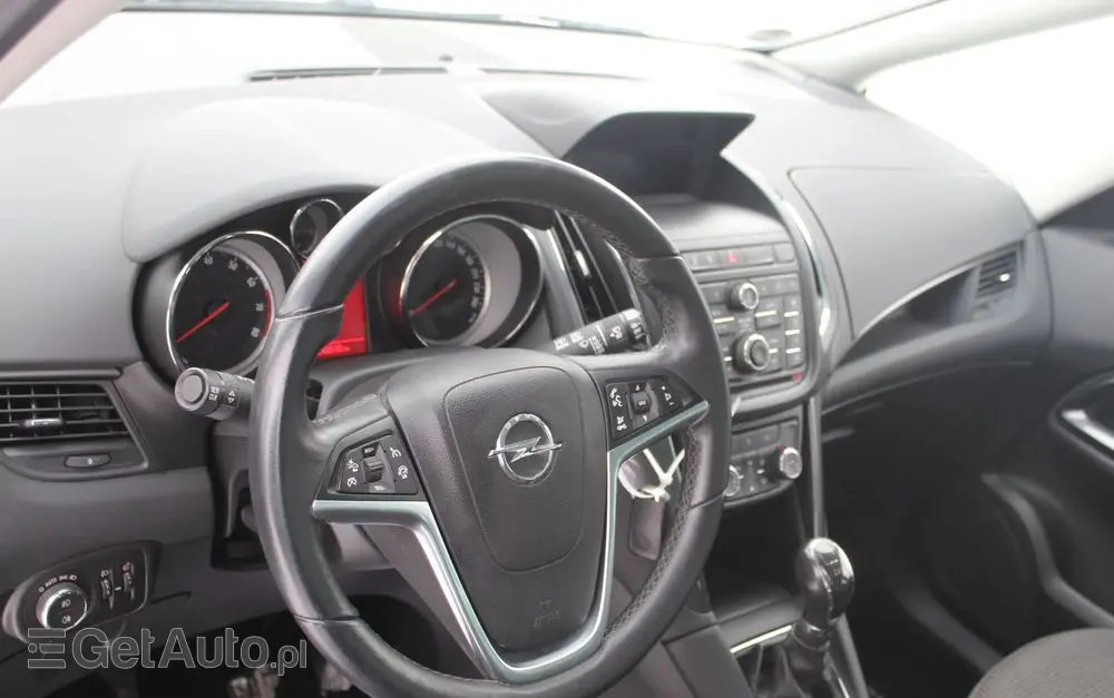 OPEL Zafira 1.4 T Enjoy