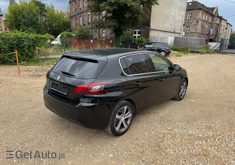 PEUGEOT 308 PureTech 130 Allure