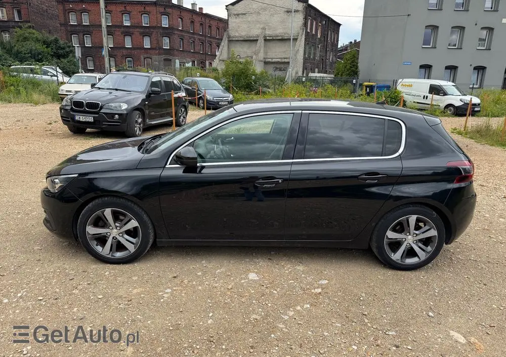PEUGEOT 308 PureTech 130 Allure