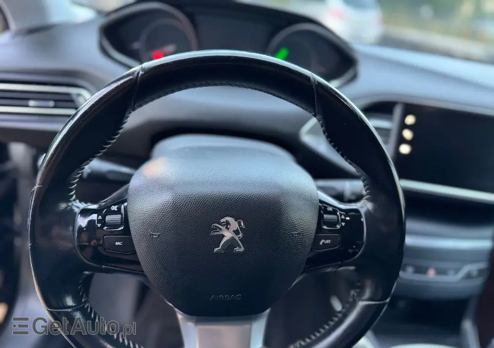 PEUGEOT 308 PureTech 130 Allure