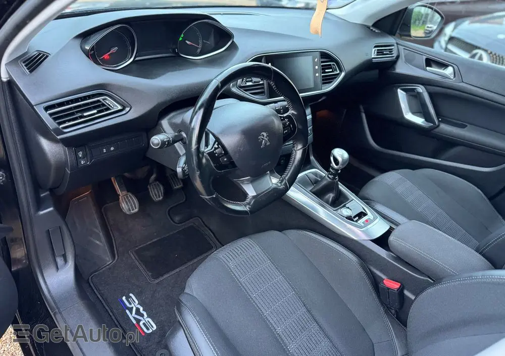 PEUGEOT 308 PureTech 130 Allure