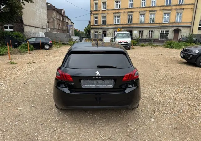 PEUGEOT 308 PureTech 130 Allure