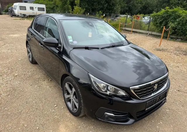 PEUGEOT 308 PureTech 130 Allure