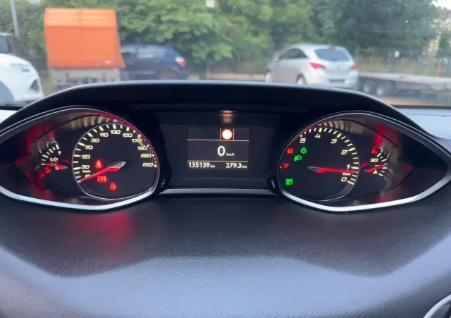 PEUGEOT 308 PureTech 130 Allure