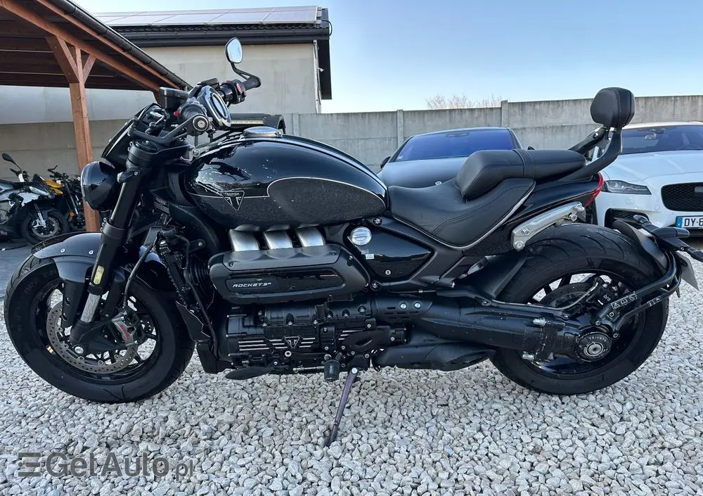 TRIUMPH Rocket 