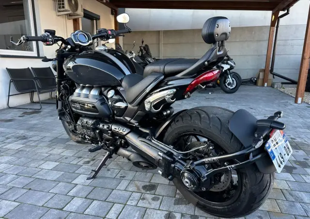 TRIUMPH Rocket 