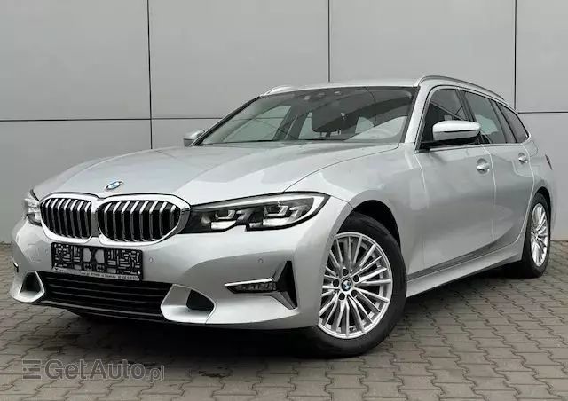 BMW Seria 3 320d Luxury Line