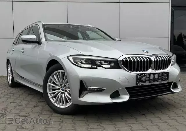 BMW Seria 3 320d Luxury Line