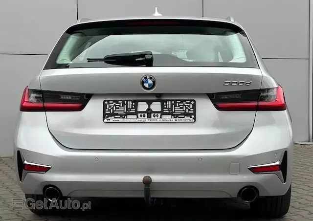 BMW Seria 3 320d Luxury Line