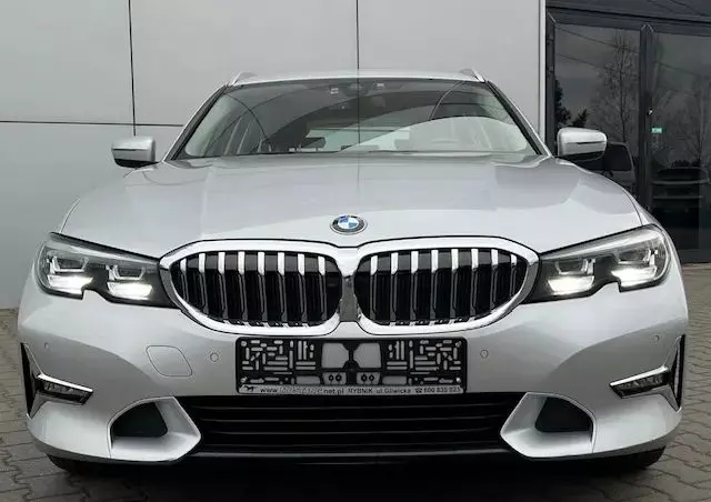 BMW Seria 3 320d Luxury Line