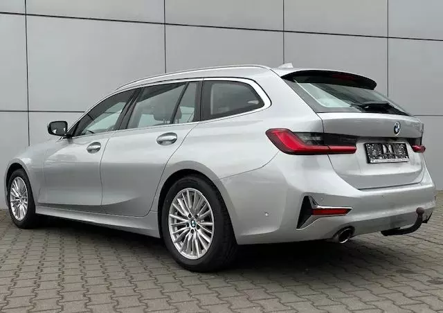 BMW Seria 3 320d Luxury Line