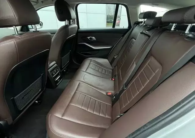 BMW Seria 3 320d Luxury Line