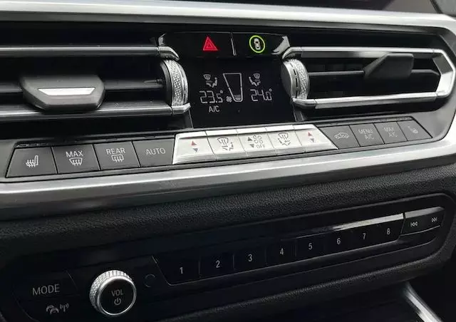 BMW Seria 3 320d Luxury Line