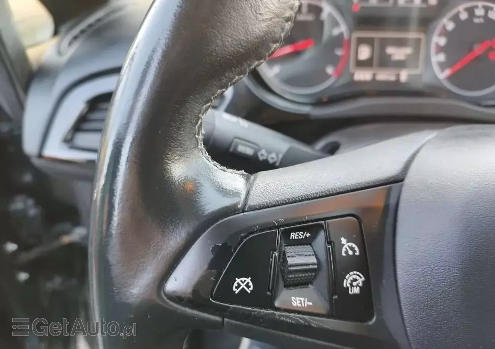 OPEL Corsa 1.4 Cosmo