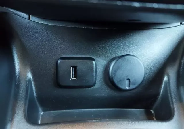 OPEL Corsa 1.4 Cosmo