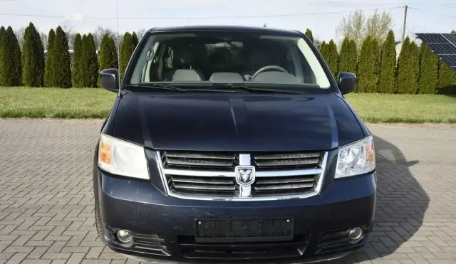 DODGE Grand Caravan 