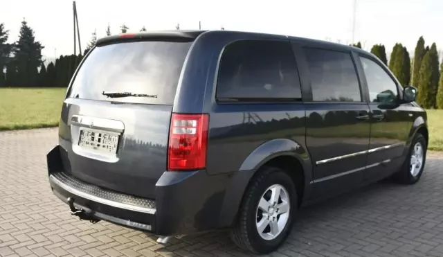 DODGE Grand Caravan 