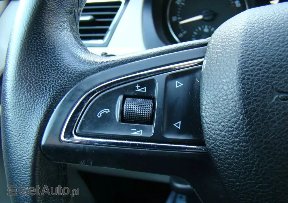 SKODA RAPID Spb 1.2 TSI Elegance