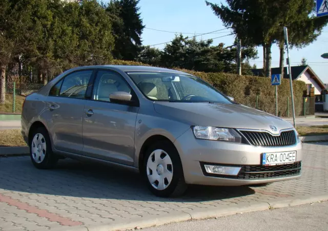 SKODA RAPID Spb 1.2 TSI Elegance