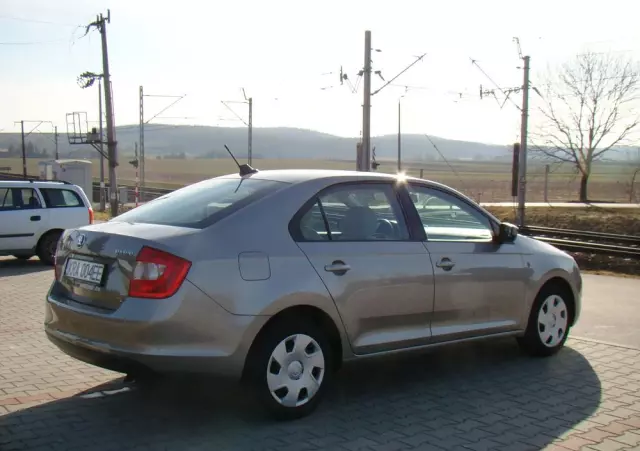 SKODA RAPID Spb 1.2 TSI Elegance