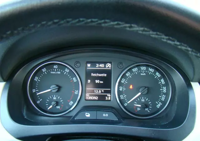 SKODA RAPID Spb 1.2 TSI Elegance