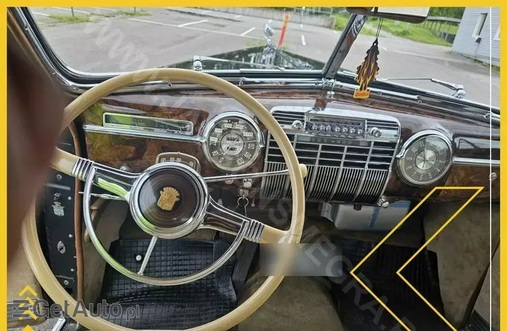 CADILLAC Sixty-Two Coupé 5.7 V8 Hydra-Matic 