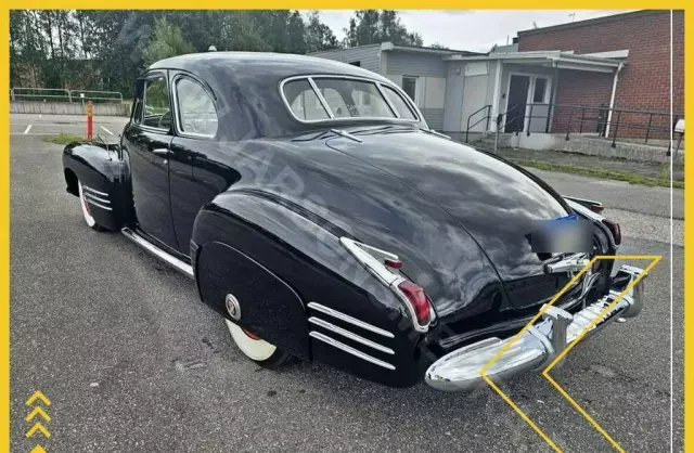 CADILLAC Sixty-Two Coupé 5.7 V8 Hydra-Matic 