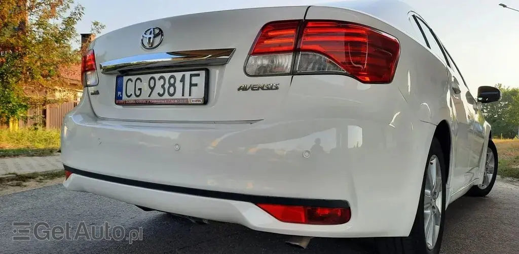 TOYOTA Avensis 