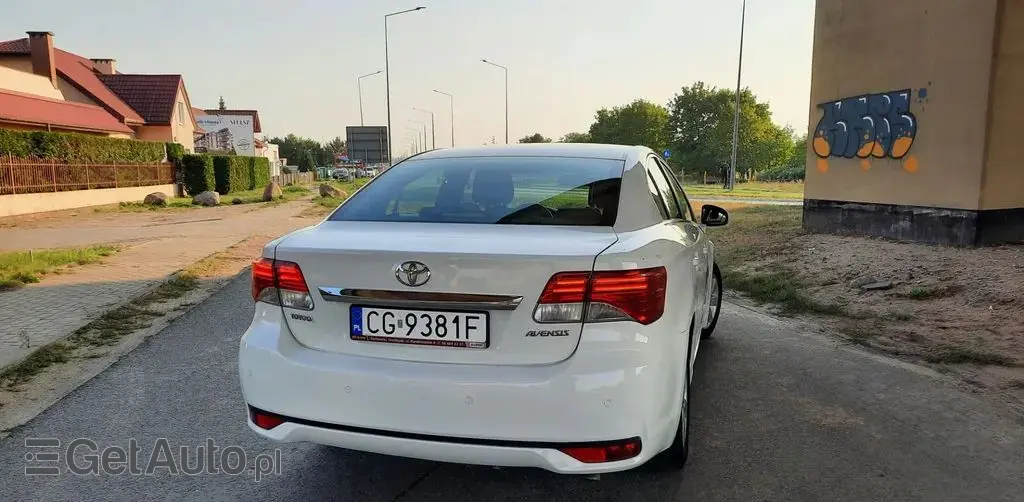 TOYOTA Avensis 