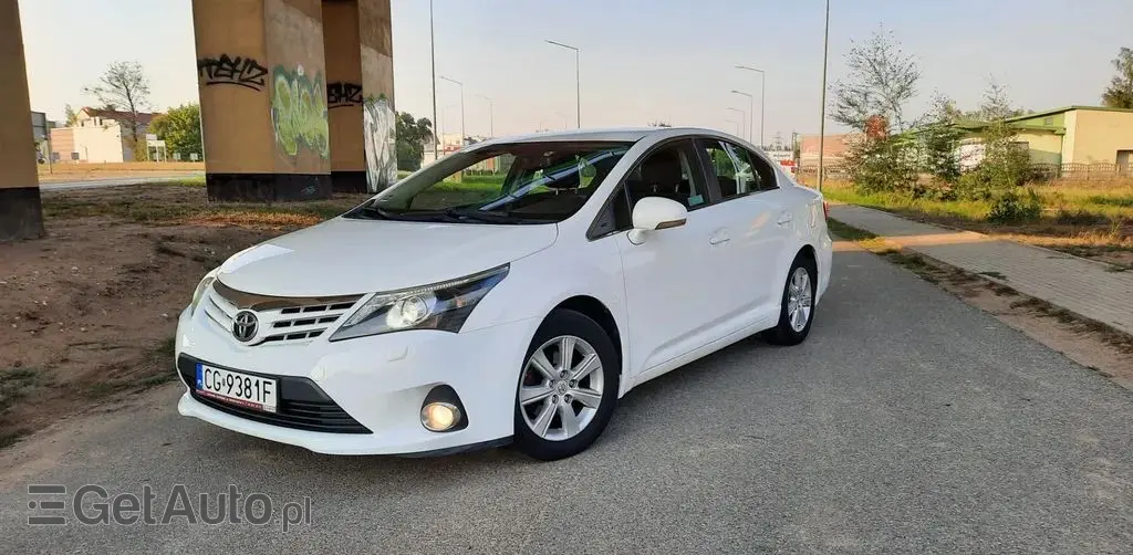 TOYOTA Avensis 