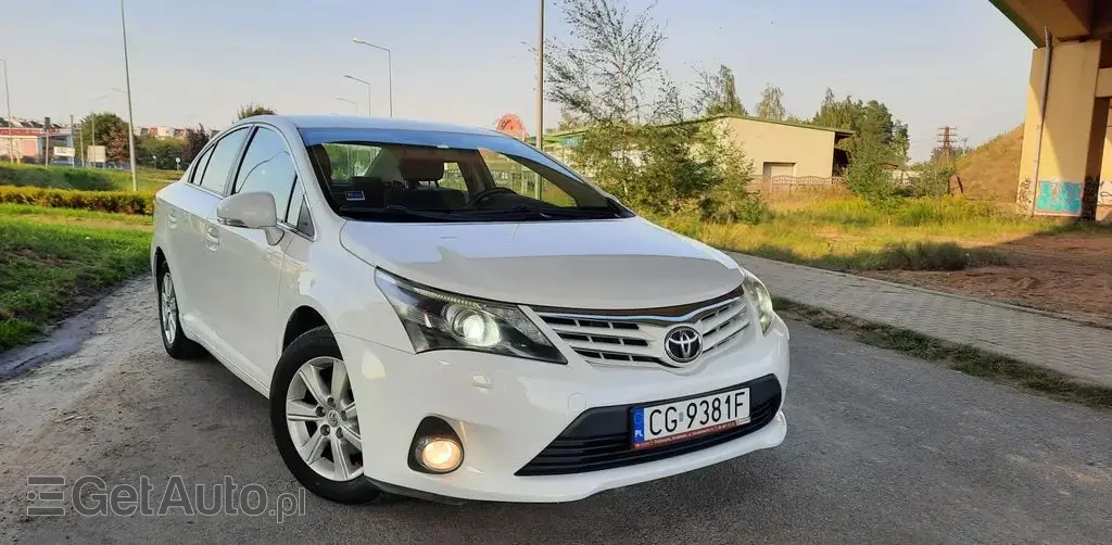 TOYOTA Avensis 