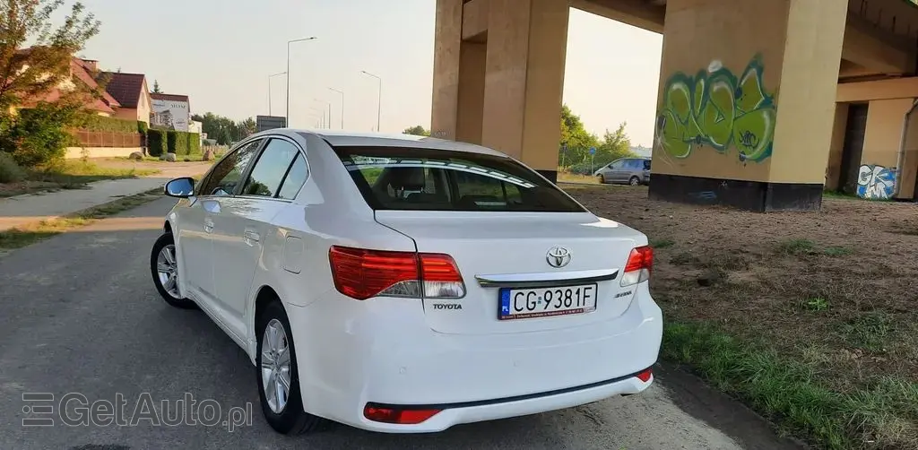 TOYOTA Avensis 
