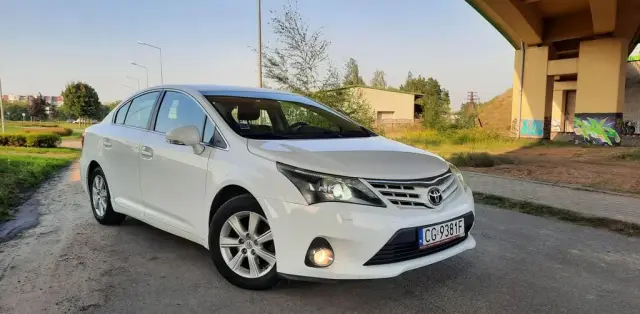 TOYOTA Avensis 