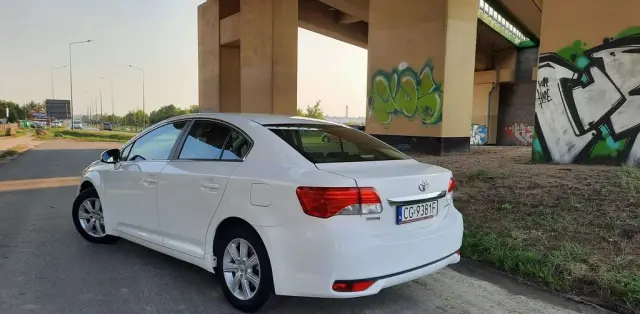 TOYOTA Avensis 