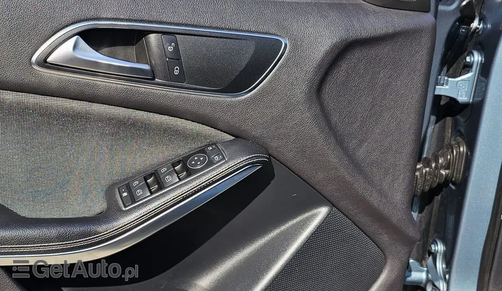 MERCEDES-BENZ Klasa A 