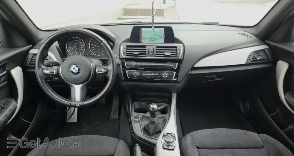 BMW Seria 1 118i Edition M Sport Shadow