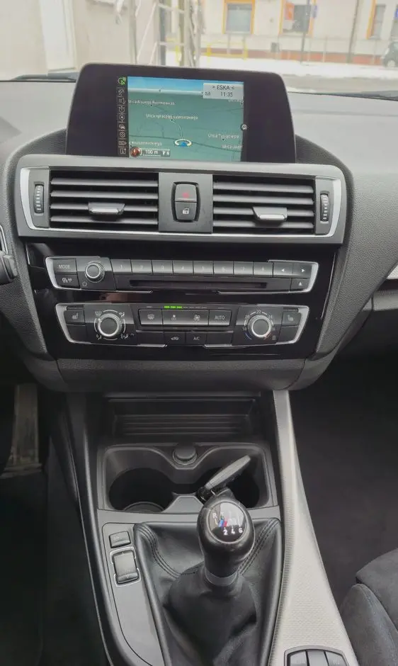 BMW Seria 1 118i Edition M Sport Shadow