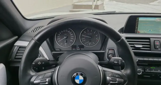 BMW Seria 1 118i Edition M Sport Shadow