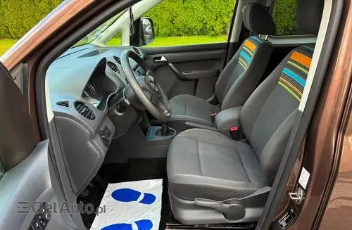 VOLKSWAGEN Caddy 